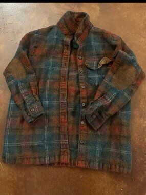 Vintage Lauren Ralph Lauren 100% Wool Button Up Shirt